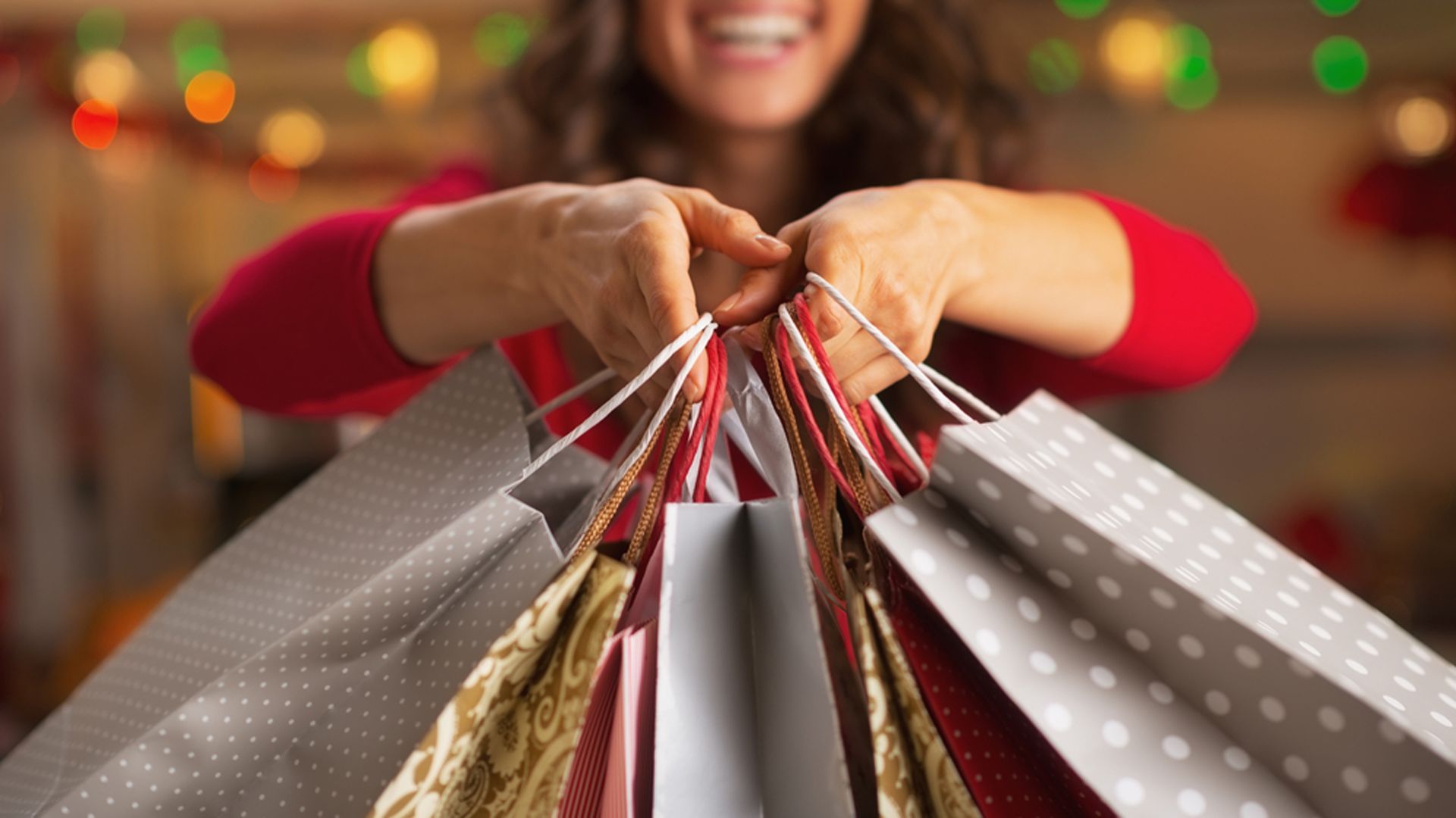 Compras navideñas con las nuevas tendencias en productos y formas de comprar.
